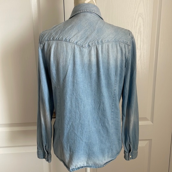 Harlow Light Denim Long Sleeve Shirt - Fits Small - Picture 3 of 9